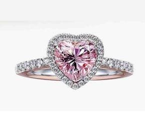 粉色之心钻戒